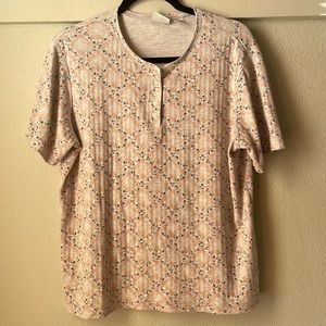 Vintage classic elements floral short sleeve floral tee
